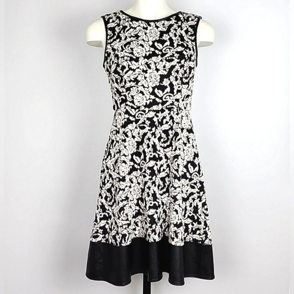 Cleo Petites Women's Sleeveless Black White Midi Dress Fit & Flare Stretch Sz 6